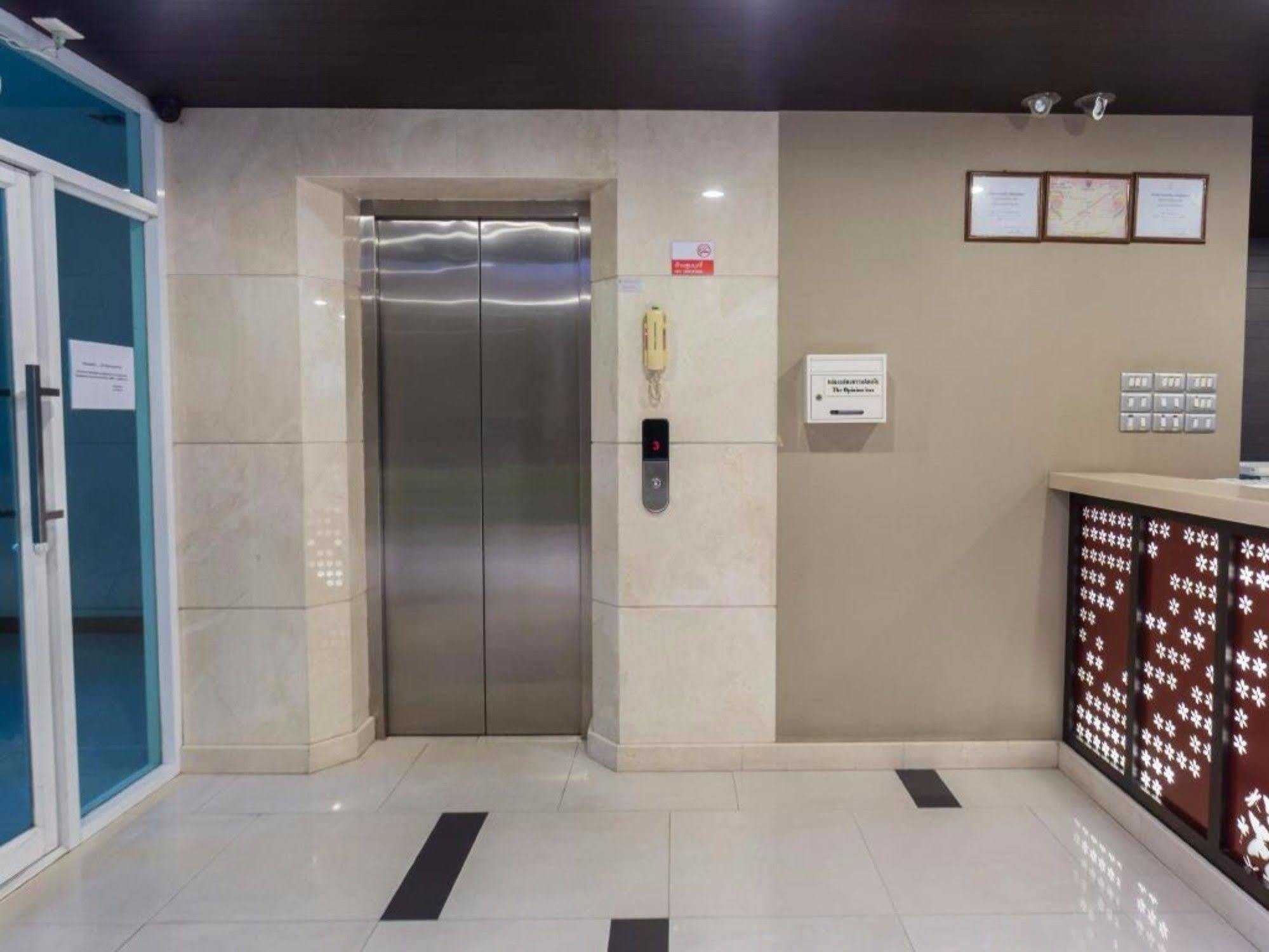 14号度假酒店 曼谷 外观 照片